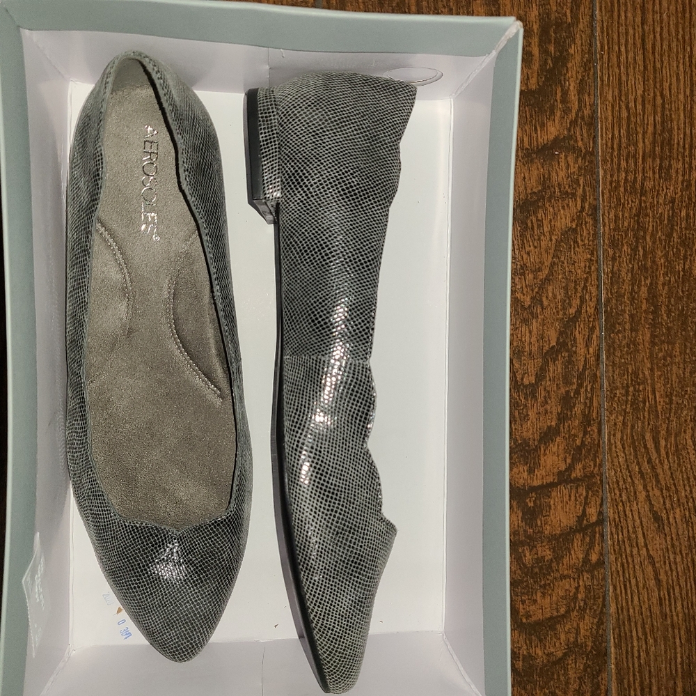 Work shoes
